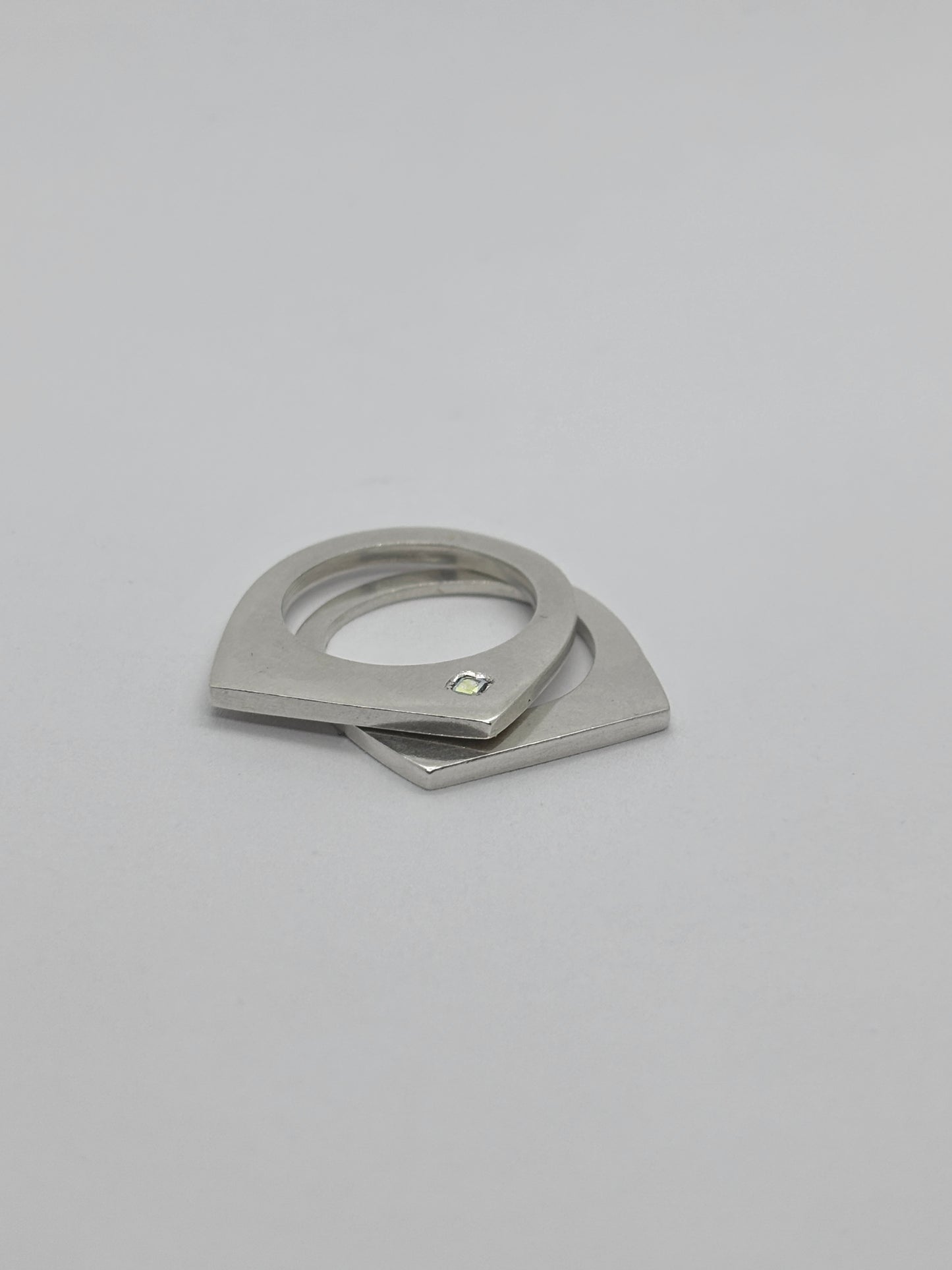 Anillo Quadra Circón
